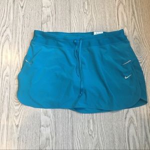 Nike Dri-Fit Skort - sz L